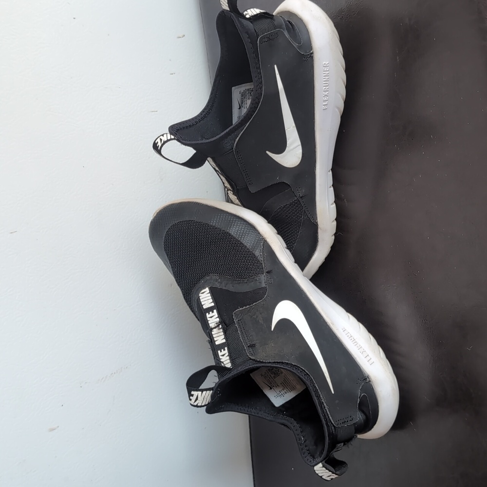 Nike Flex Runner Shoes Sneakers Women's 9